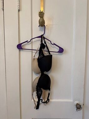 Maidenform Black Lace Bras (2) Nude & Black  34C